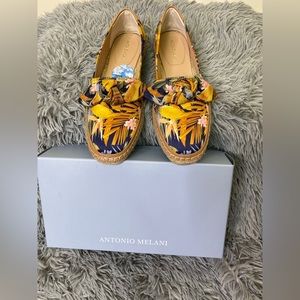 New Antonio Melani Tropmlt/sand